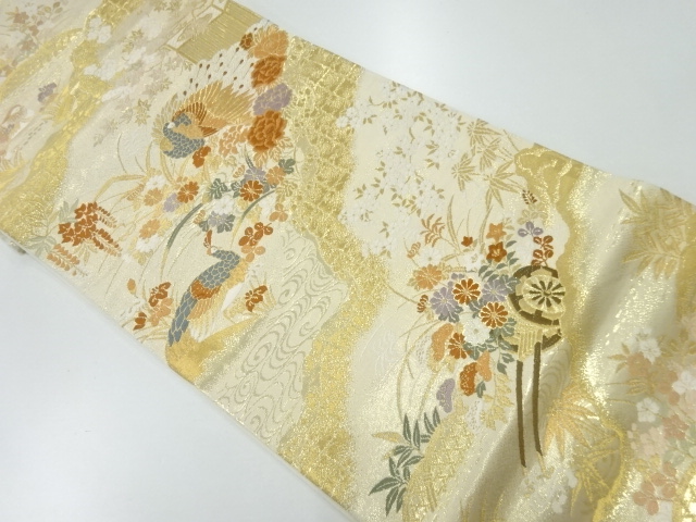 リサイクル　本金弐重箔流水に孔雀・菊牡丹模様織出し袋帯